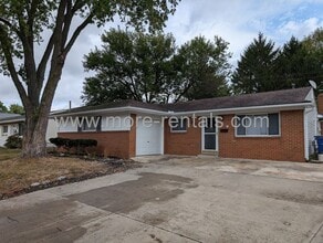 Building Photo - Remodeled house with garage