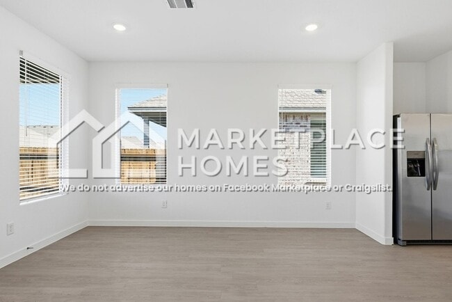 Building Photo - 1220 Ponchartrain Dr