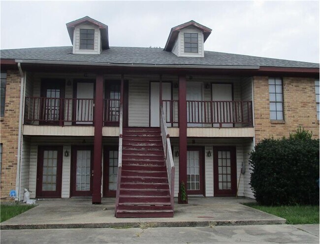 Primary Photo - 204 Cantal Dr