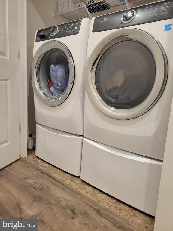 Building Photo - 10613 Speiden Trail