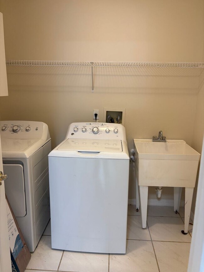 Building Photo - Beautifully Updated Golf Home for Rent – Lake County, Florida