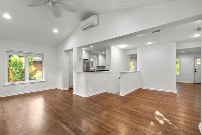Building Photo - 3BR/4BA - Silver Spring Rambler on Quiet Cul-de-Sac Near Sligo Creek Park
