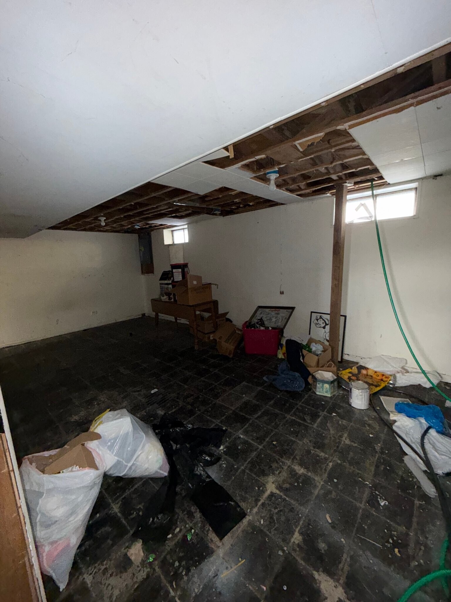 Building Photo - 1309 Barney Ave