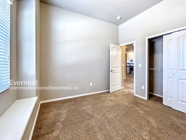 Building Photo - 2525 Half Chaps Ct