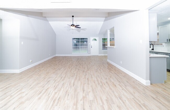 Building Photo - 5823 Toddington Rd