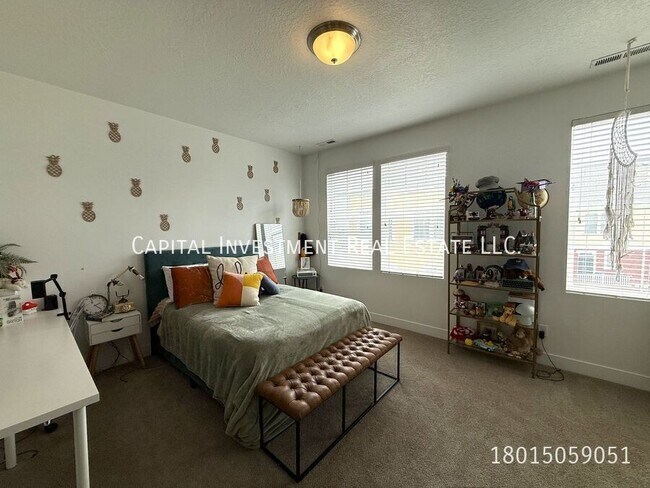 Building Photo - 5401 Ranches Loop Rd