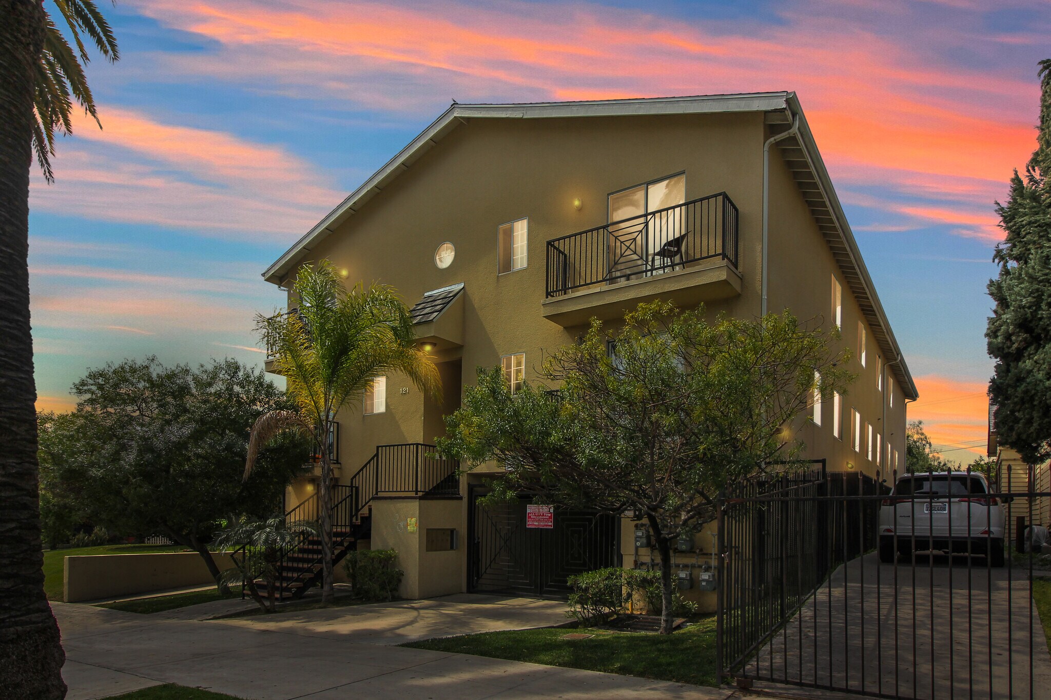 Building Photo - 121 S Rampart Blvd