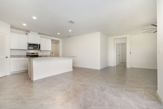 Building Photo - 6714 Topaz Dr