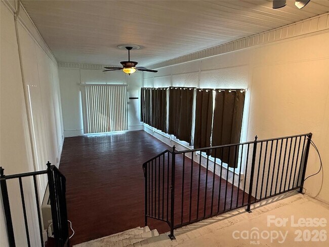 Building Photo - 330 Ferrell Ave