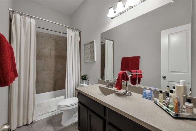 Building Photo - 31507 Reston Cliff Ct