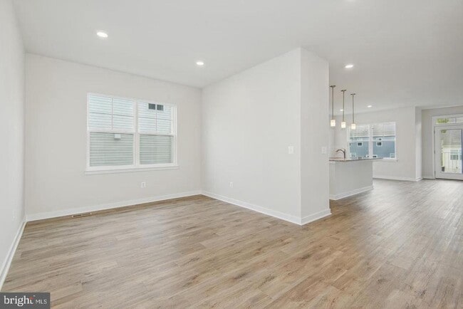 Building Photo - 955 Barksdale Dr