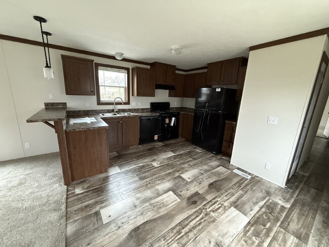 Building Photo - Rare 4-Bedroom Home – Perfect for Larger Families!