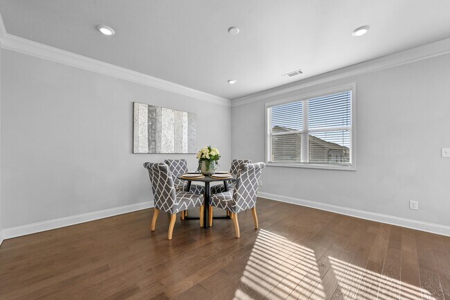 Building Photo - 3229 Weyhill Trl