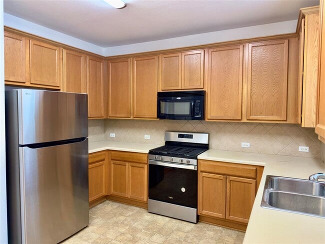 Building Photo - 10317 Laredo Dr