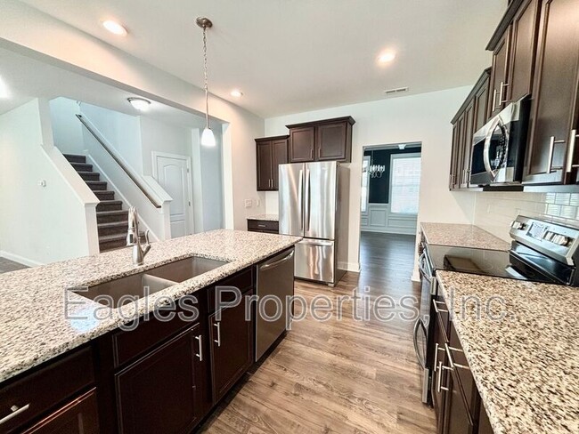 Building Photo - 106 Perignon Dr