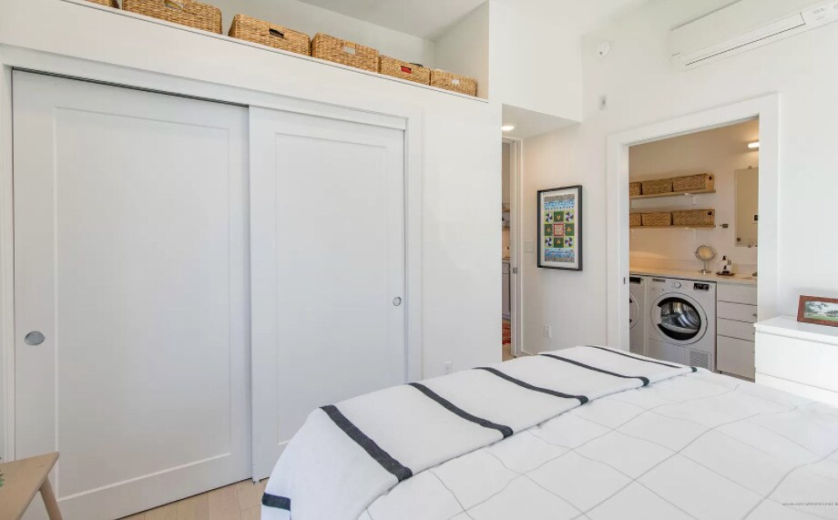 Building Photo - 1 Joy Pl