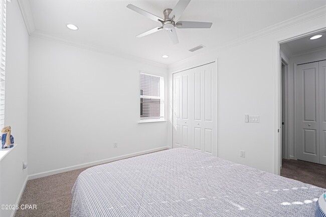 Building Photo - 8746 Sand dollar Dr