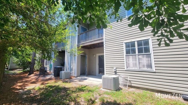 Building Photo - 729 Bragg Dr