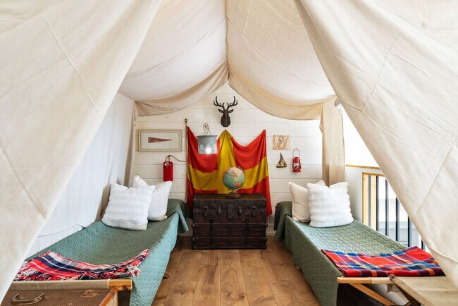 Building Photo - 928 Ditney Way