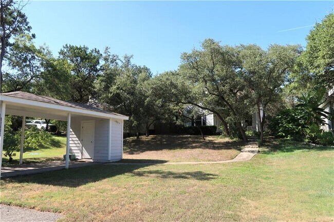 Building Photo - 15314 Oklahoma St