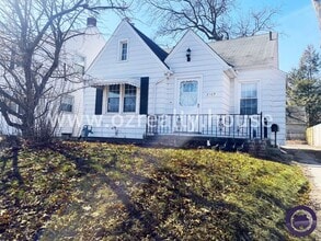 Building Photo - 3509 Douglas Rd