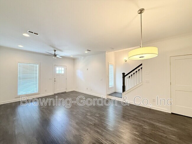 Building Photo - 971 Ashland Pl Dr