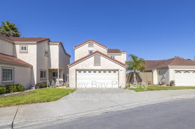 Building Photo - 143 Seal Ct