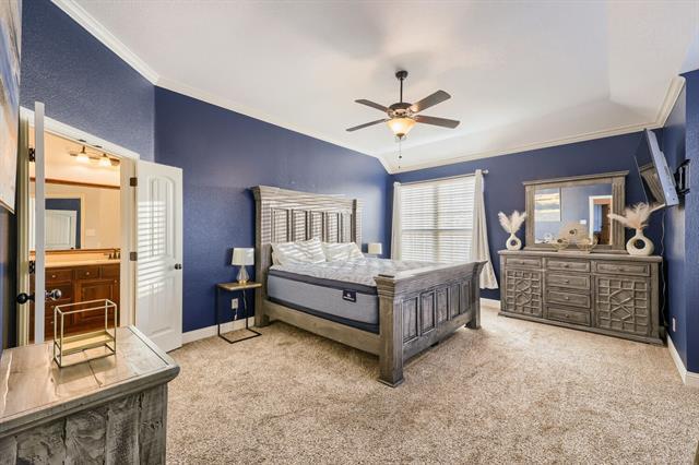 Building Photo - 5035 Venecia Way