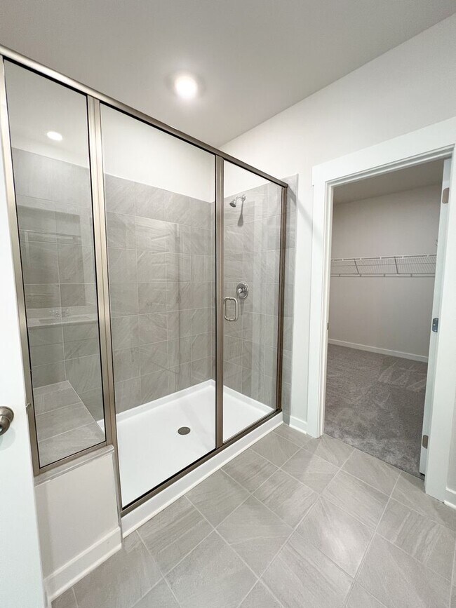 Building Photo - New Construction--Gorgeous and Move-In Ready!