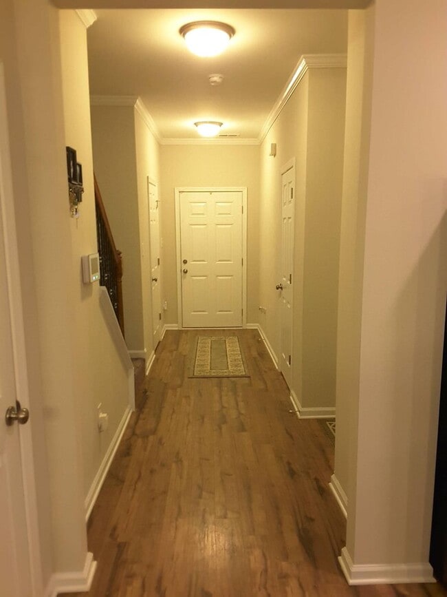 Building Photo - Liberty Crossing