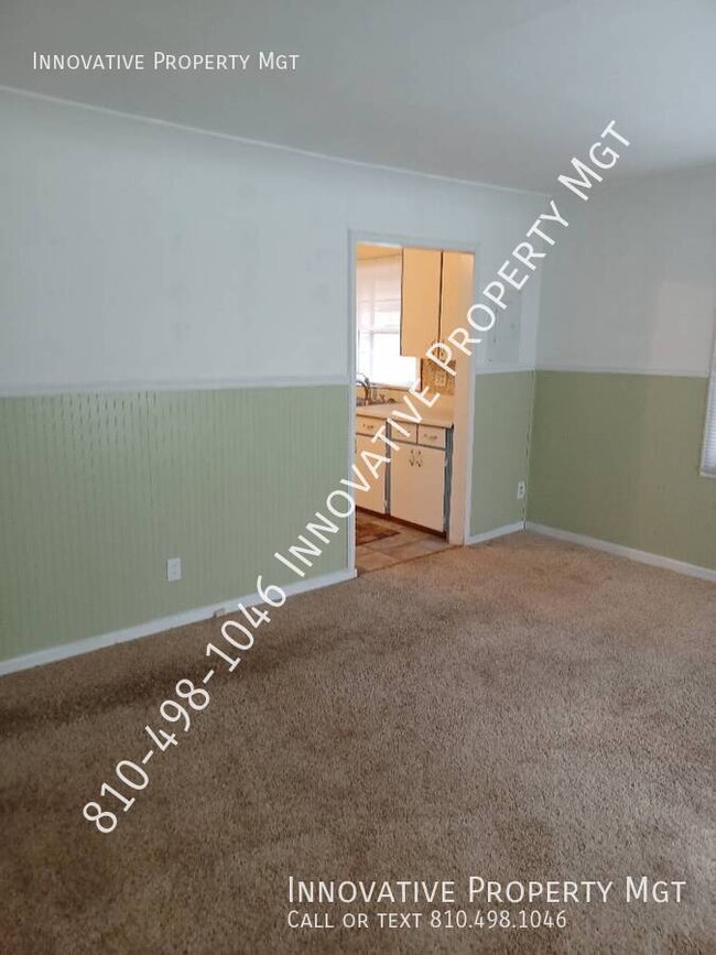 Building Photo - Great 2 bed, move-in ready, Grand Blanc Sc...