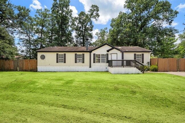 Primary Photo - 16504 Brittany Way