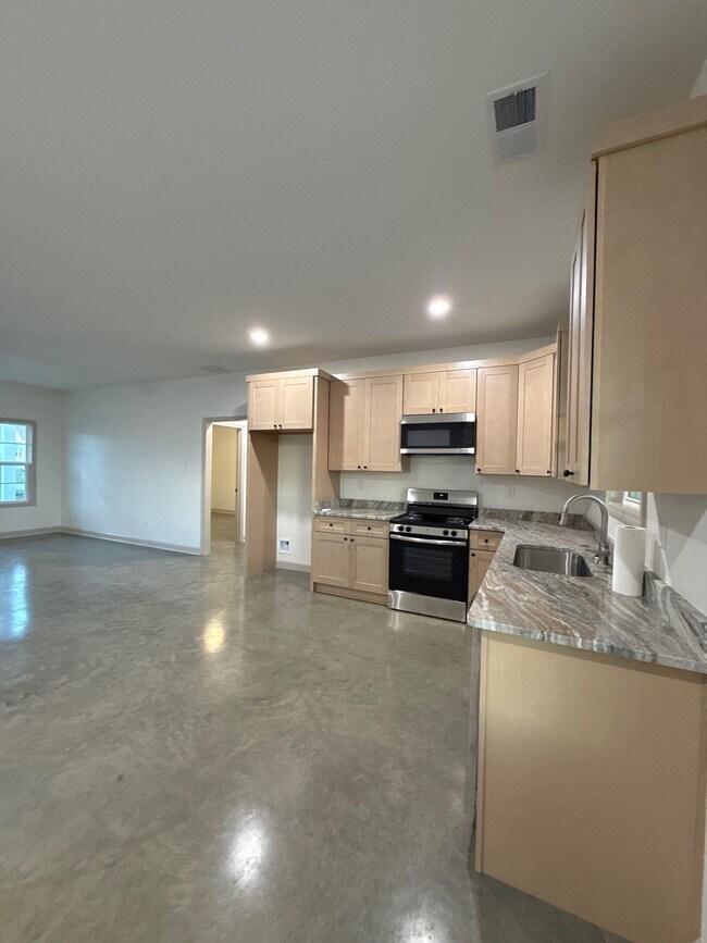 Building Photo - 41 Wooten Ave