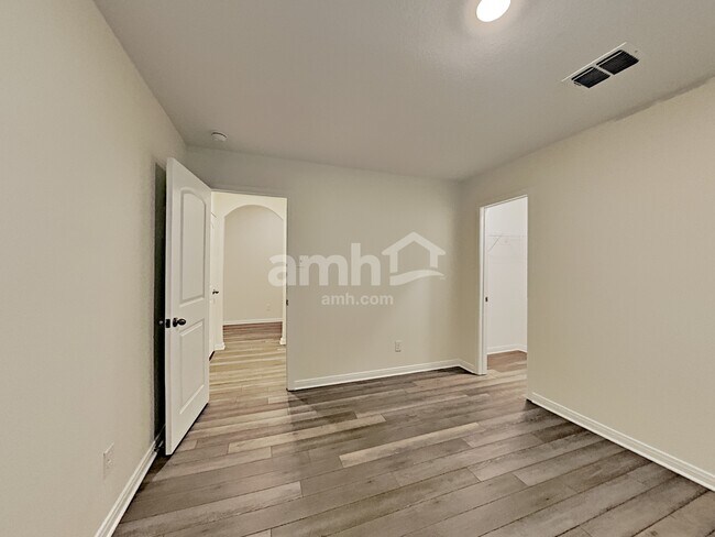 Building Photo - 7933 Cactus Plum Drive