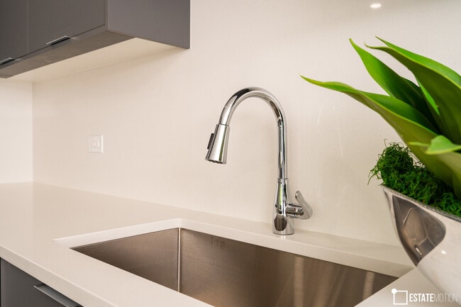 Building Photo - 12407 91st Ave