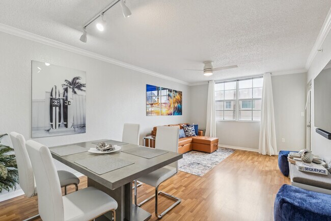 Building Photo - 1801 N Flagler Dr