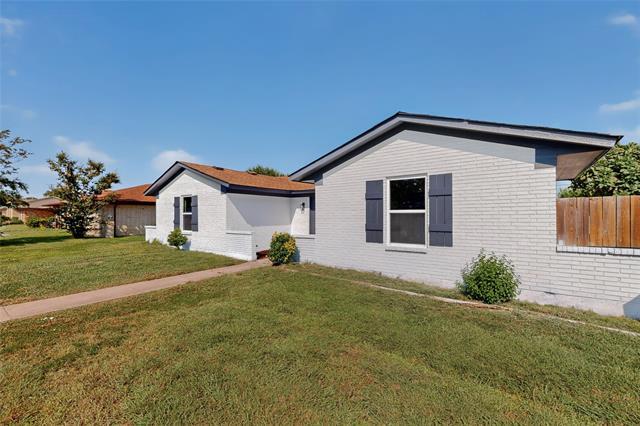 Building Photo - 1407 El Camino Cir