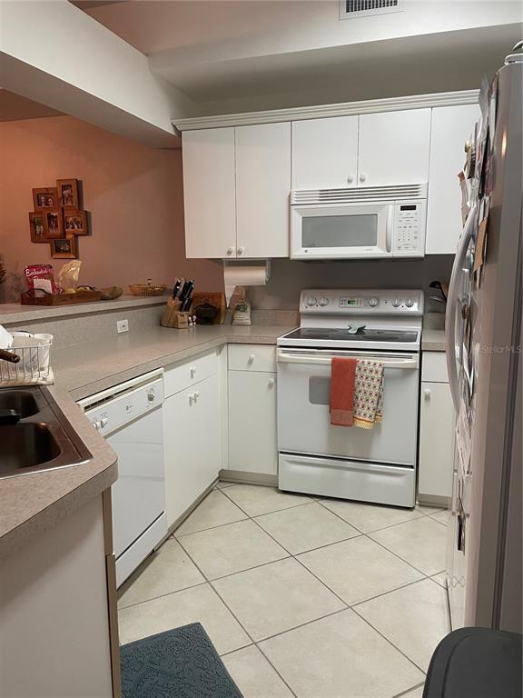 Building Photo - 4945 NW 1st Pl