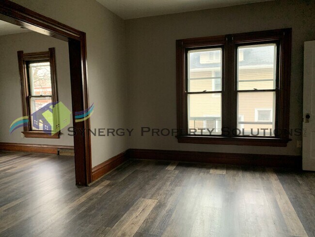 Building Photo - Sturges Ave. 143 - 145