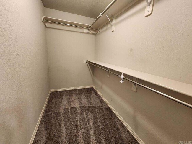 Building Photo - 1618 Lil Larry Dr