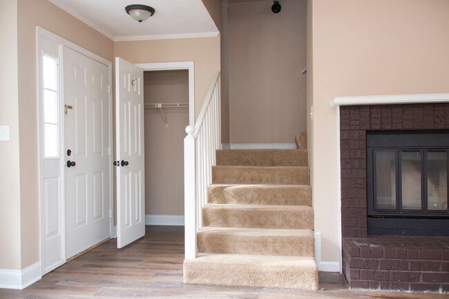 Building Photo - Half off first month rent move in special!
