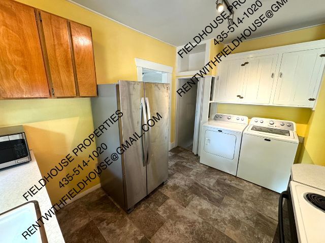 Building Photo - 357 N 200 E