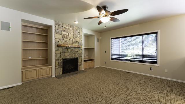 Building Photo - 4 bedroom in Issaquah WA 98027