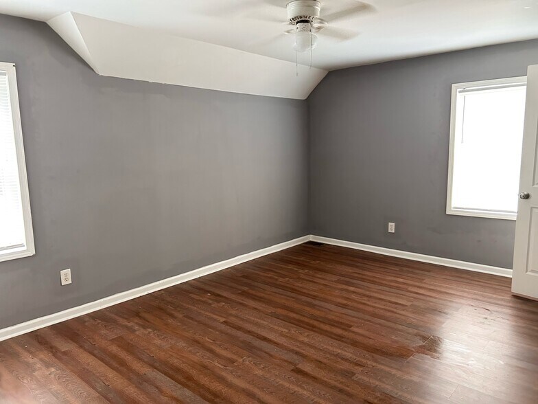 Spacious Master Bedroom on 2nd Floor with natural light - 17 Liberty St