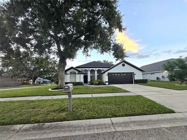 Building Photo - 28739 Raleigh Pl