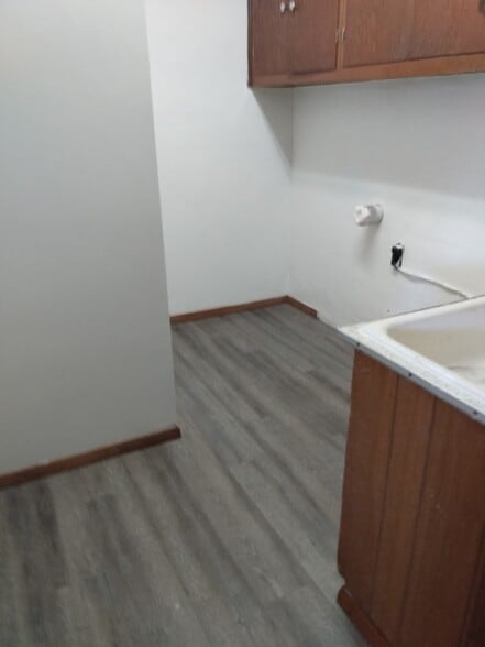 Main level laundry room - 406 E Beacon Ave