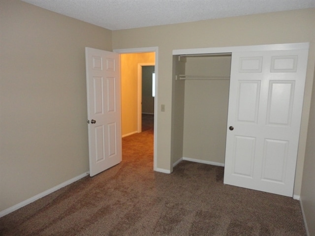 Building Photo - 9000 Feather River Ct