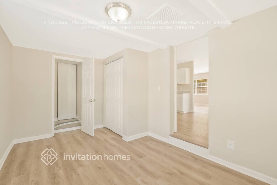 Building Photo - 4560 Merrimac Ave