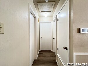 Building Photo - 8211 Creekline Dr