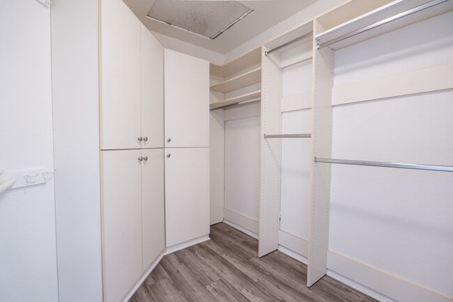Building Photo - 17410 Majestic Cypress Way